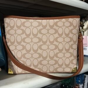 Elegant Tan Designer Shoulder Bag
